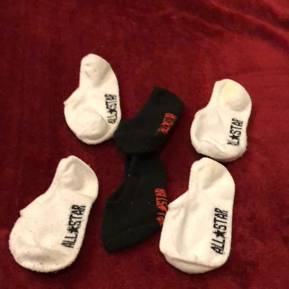 3 pair of ankle socks, Boys size 5T - Picture 2 of 4